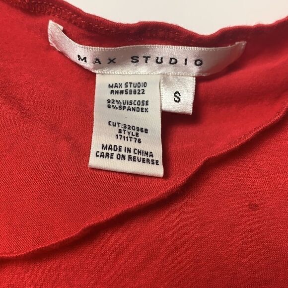 Max Studio Small Red criss cross blouse - Picture 4 of 4